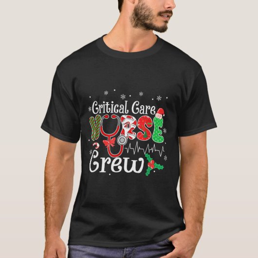 Critical Care Nurse Crew Stethoscope Santa Hat Chr T-shirt (Voorkant)