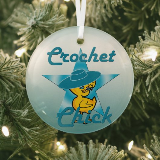 Crochet Chick #7 Glas Ornament (Insitu)