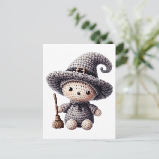 Crochet Cute Witch Feestdagenkaart (Staand voorkant)