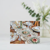 Crocheted Granny Square Table Runner on a Festivel Briefkaart (Staand voorkant)