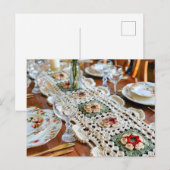 Crocheted Granny Square Table Runner on a Festivel Briefkaart (Voorkant / Achterkant)