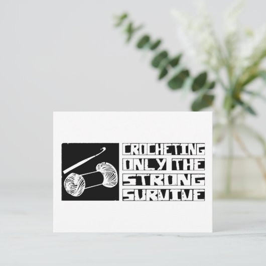 Crocheting Survive Briefkaart (Staand voorkant)
