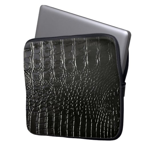CROCODILE LEATHER LAPTOP SLEEVE (Voorkant Links)