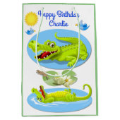 Crocodile Smile Birthday Medium Cadeauzakje (Voorkant)