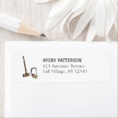 Croquet speler met de hand geïllustreerde gazon ga etiket (Insitu)