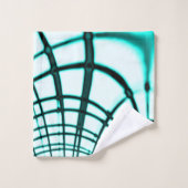 Crossed cyan aqua curved trace on light background bad handdoek (Wasdoekje)