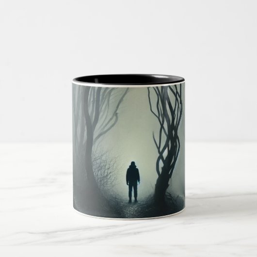 Crossroads in the Fog - Gloomy Forest Art Print Tweekleurige Koffiemok (Center)