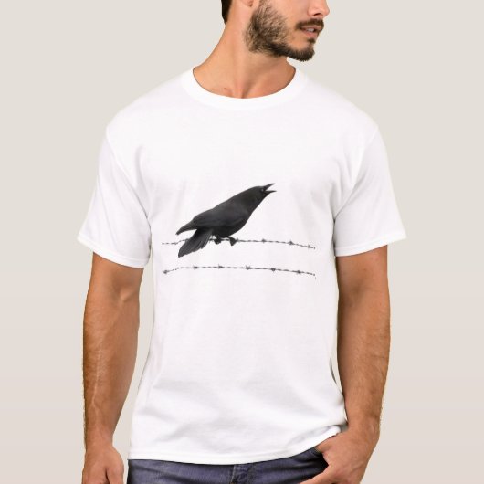 Crow on Barbed Wire T-shirt (Voorkant)