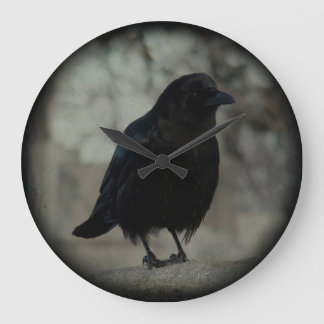 Crow the Timekeeper Grote Klok