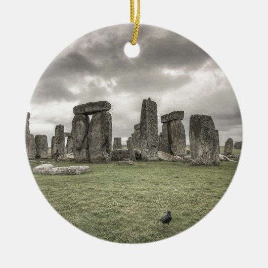 Crow voor Stonehenge, Engeland Keramisch Ornament (Voorkant)