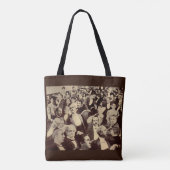 crowdscène uit 1920 tote bag (Achterkant)