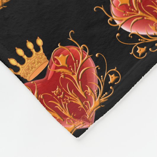 Crown Filigree Heart Fleece Blanket (Hoek)