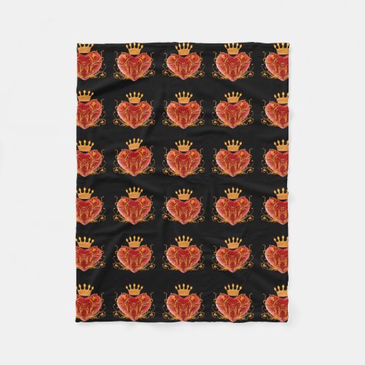 Crown Filigree Heart Fleece Blanket (Voorkant)