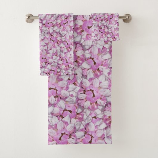 Crown Vetch Seamless Pattern Bad Handdoek (Insitu)