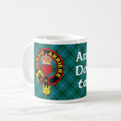 Crowned Heart Douglas Crest Tartan mok (Voorkant links)