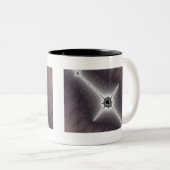 Crucifix - fractale Mok (Voorkant rechts)