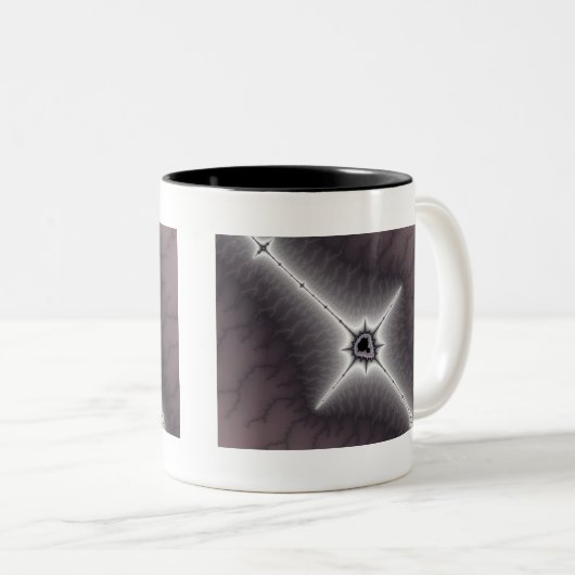 Crucifix - fractale Mok (Voorkant rechts)