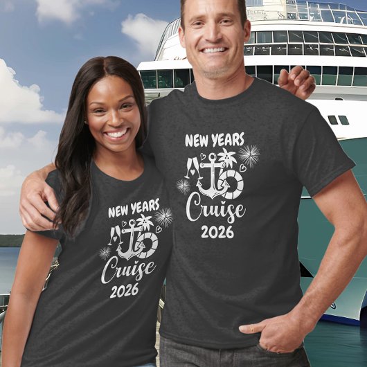 Cruise New Years Cruise elk jaar op maat T-shirt