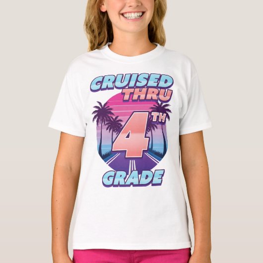Cruised Thru 4th Grade Afstuderen Girl's T-shirt (Voorkant)
