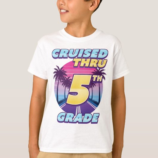 Cruised Thru 5th Grade Afstuderen T-shirt (Voorkant)