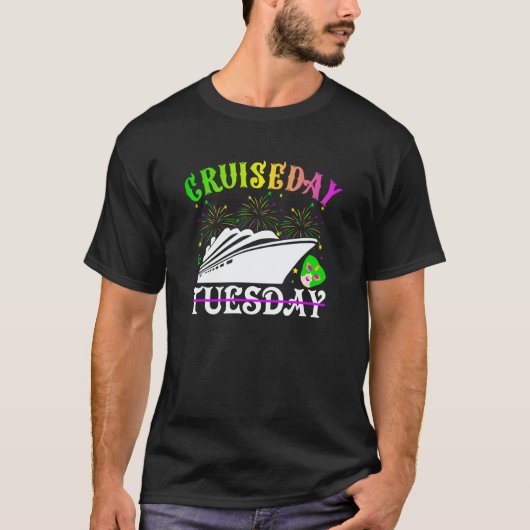 Cruiseday Mardi Gras Celebrations Parade Boat Fat  T-shirt (Voorkant)