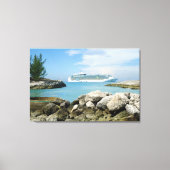 Cruiseschip bij CocoCay Canvas Afdruk (Voorkant)