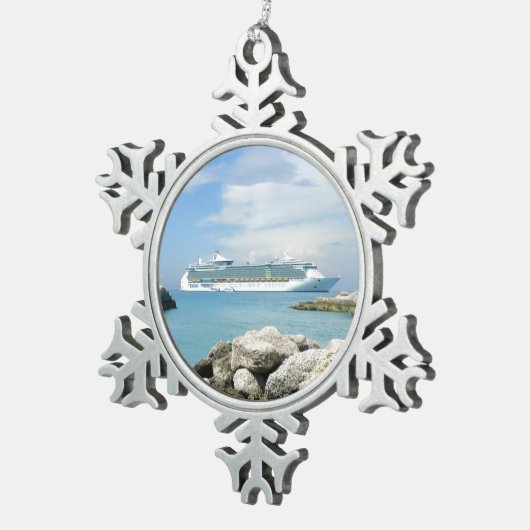 Cruiseschip bij CocoCay Tin Sneeuwvlok Ornament (Rechts)