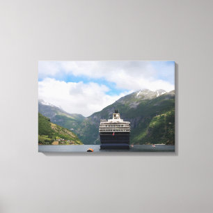 Cruiseschip in Geirangerfjord, doek Canvas Afdruk