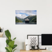 Cruiseschip in Geirangerfjord poster (Thuiskantoor)