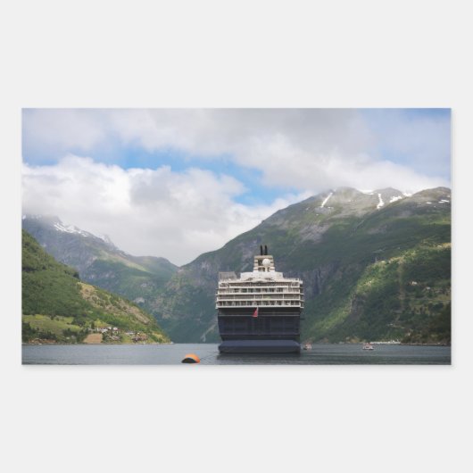 Cruiseschip in Geirangerfjord sticker (Voorkant)
