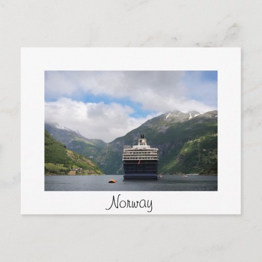 Cruiseschip in Geirangerfjord, wit briefkaart (Voorkant)