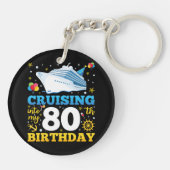 Cruising in mijn 80 verjaardagsfeestje cirkel Acry Sleutelhanger (Achterkant)