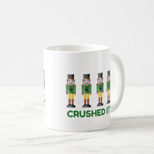 Crush It Nutcracker Funny kerstkoffie Mok (Voorkant rechts)
