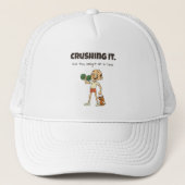 Crushing It - Grappige Cartoon Gym Trucker Hat Pet (Voorkant)