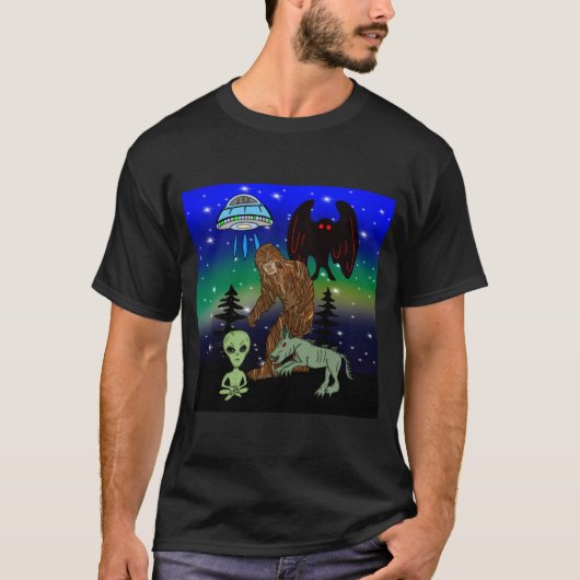 Cryptid Big Foot Alien Mothman UFO Chupacabra T-shirt (Voorkant)
