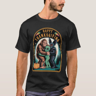Crypto vrienden die Bigfoot Mothman Alien omhelzen T-shirt