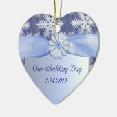 Crystal Blue Snowflake Celebration Keramisch Ornament (Links)