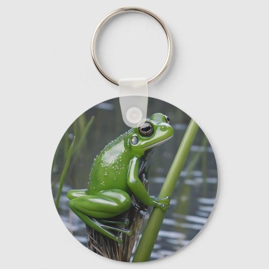 Crystal Clarity: Green Glass Frog op River Reeds Sleutelhanger (Voorkant)
