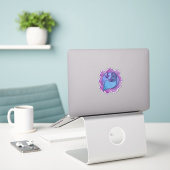 Crystal Goddess Sticker (Laptop op bureau)