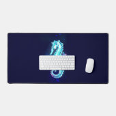 Crystal Ice Seahorse op blauwe achtergrond Bureaumat (Keyboard & Muis)