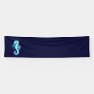 Crystal Ice Seahorse op blauwe achtergrond Spandoek
