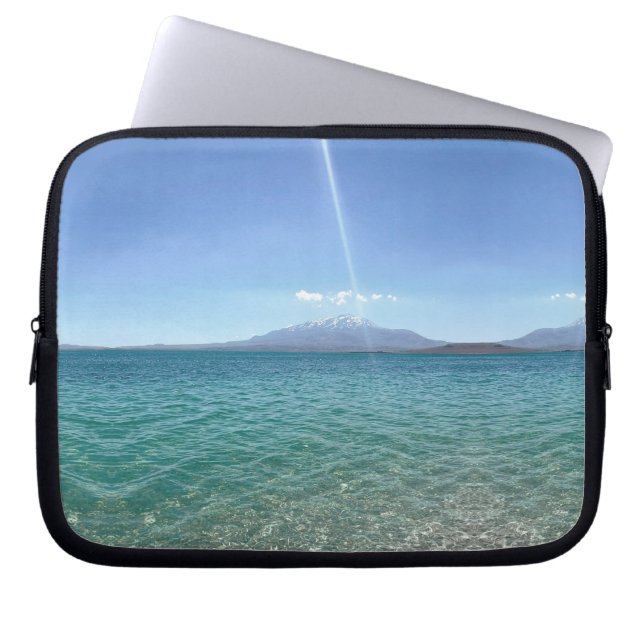 Crystal Water Uitzicht Blue Sky Beach Vibe Vreedza Laptop Sleeve (Voorkant)