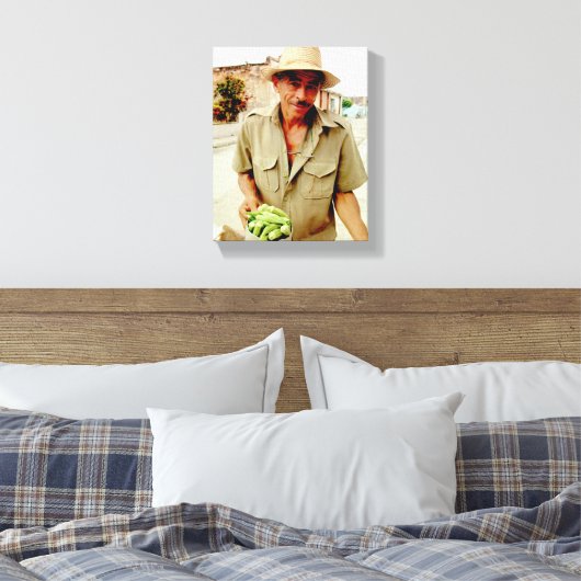 Cuban Photo of Old Havana | Vendor | Canvas Afdruk (Insitu (Slaapkamer))