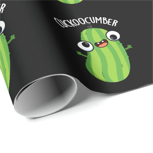 Cuckoocumber Funny Veggie Cucumber Pun Dark BG Cadeaupapier (Rol Hoek)