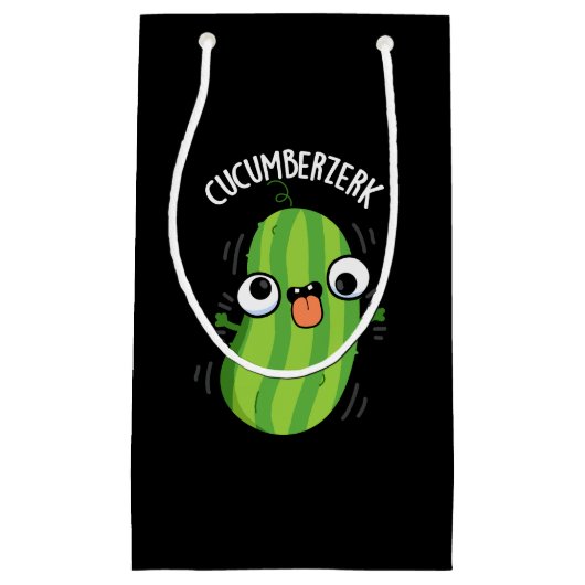 Cucumberzerk Funny Berzerk Cucumber Pun Dark BG Klein Cadeauzakje (Voorkant)