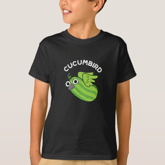 Cucumbird Funny Veggie Cucumber Pun Dark BG T-shirt (Voorkant)