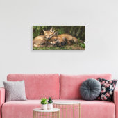 Cuddling Fox Kits Canvas Afdruk (Insitu (Woonkamer))