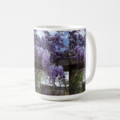 Cup with wisteria vine koffiemok (Voorkant rechts)