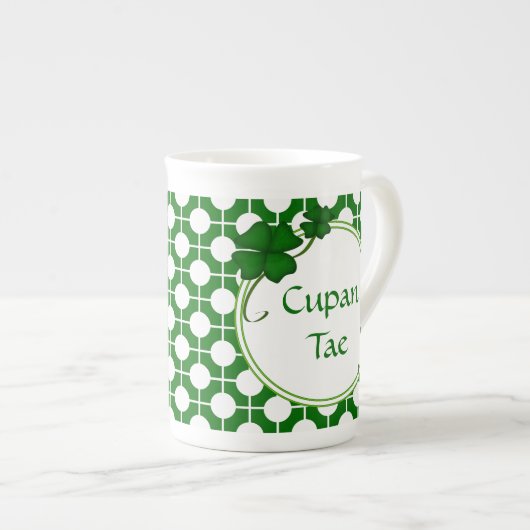 Cupan Tae Gaelic Shamrock Bone China Mok (Voorkant rechts)