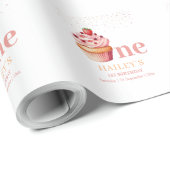 Cupcake 1e verjaardag uitnodiging Sweet Treats Par Cadeaupapier (Rol Hoek)